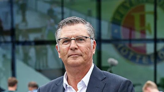 Harde kritiek: 'Je ontneemt jezelf de kans om jeugdspelers in eigen beheer te ontwikkelen'