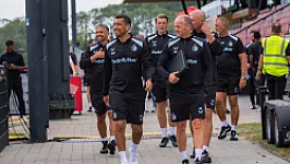 PraatMee | Is de interlandperiode juist een voordeel of nadeel voor Feyenoord?
