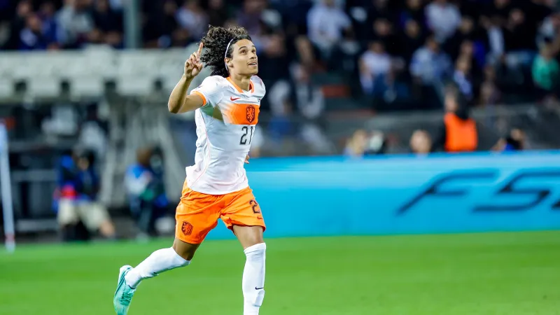 Gjivai Zechiël maakt debuut voor Oranje tegen Griekenland