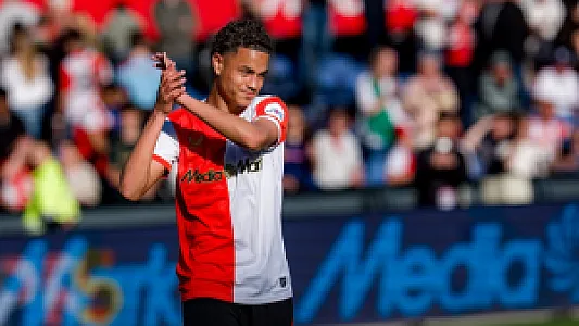 Lof voor Grootfaam na wereldgoal voor Oranje: 'Hij ziet dingen die anderen niet zien'