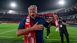 Peter Houtman vraagt met nummer aandacht voor Alzheimer