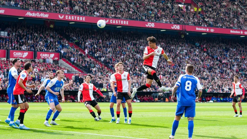 Van ploeggenoten naar rivalen: Strijd om de koppositie