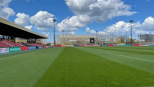 Feyenoord herdenkt Paul Ramdayal bij alle thuiswedstrijden op Varkenoord