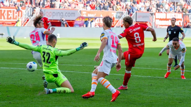 Eredivisie | PSV trapt speelronde 8 af in eigen huis