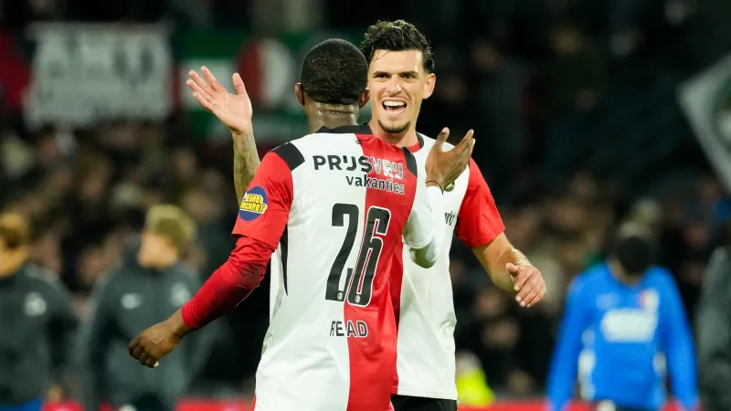 STAND | Feyenoord koploper Eredivisie na winst op AZ