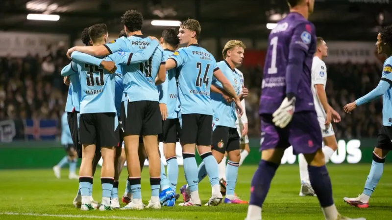 STAND | Feyenoord vergroot de voorsprong op PSV en AZ