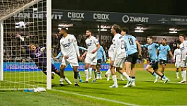 De kranten | Niet alleen de wisselspelers, maar ook de sterkhouders laten Feyenoord schrikken