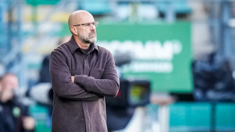 Bosz geeft nog geen duidelijkheid over meespelen Van Bommel tegen Feyenoord