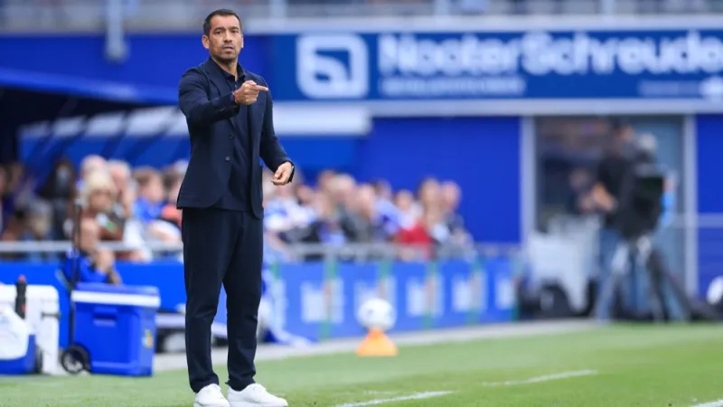 Van Bronckhorst komt met update: 'Geen blessures opgelopen in de wedstrijd'