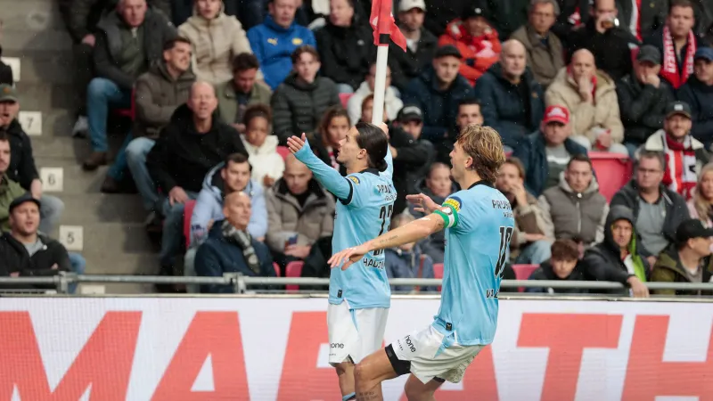 STAND | Feyenoord blijft ongeslagen koploper van Eredivisie