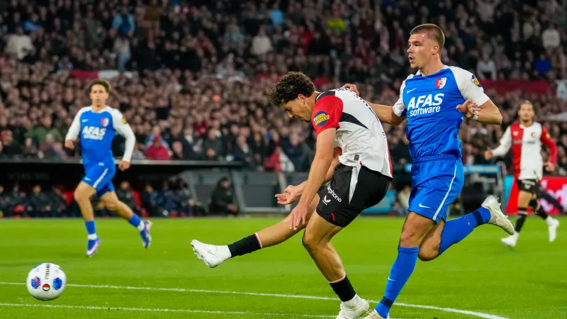 Feyenoord bovenaan, concurrentie op de hielen: dit gebeurde de vorige twee keer