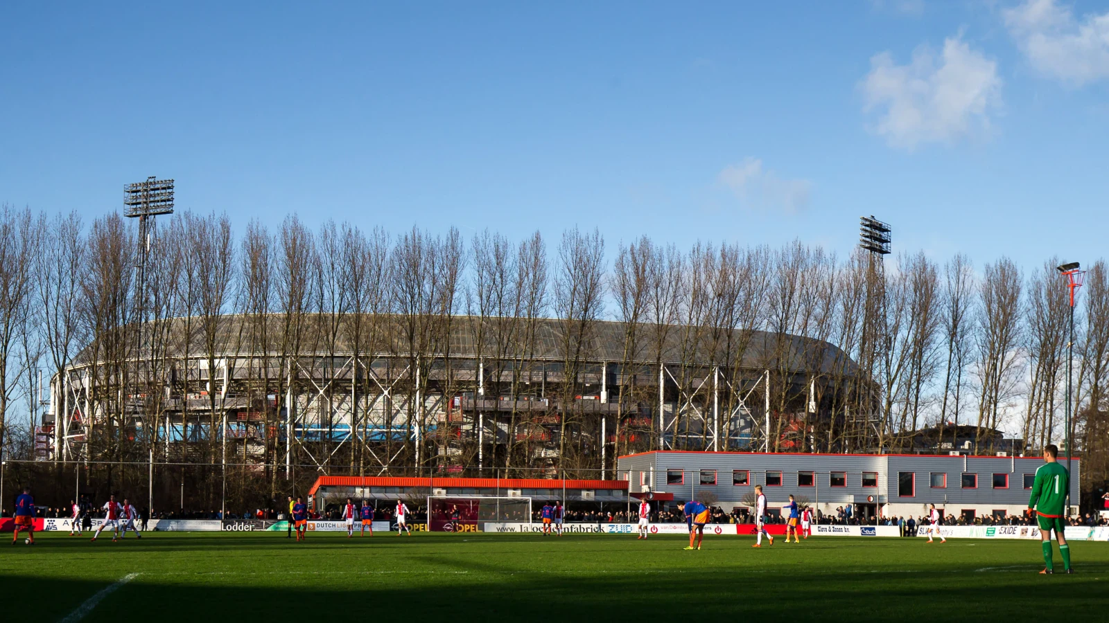 'Feyenoord haalt weggestuurde jeugdspeler terug'