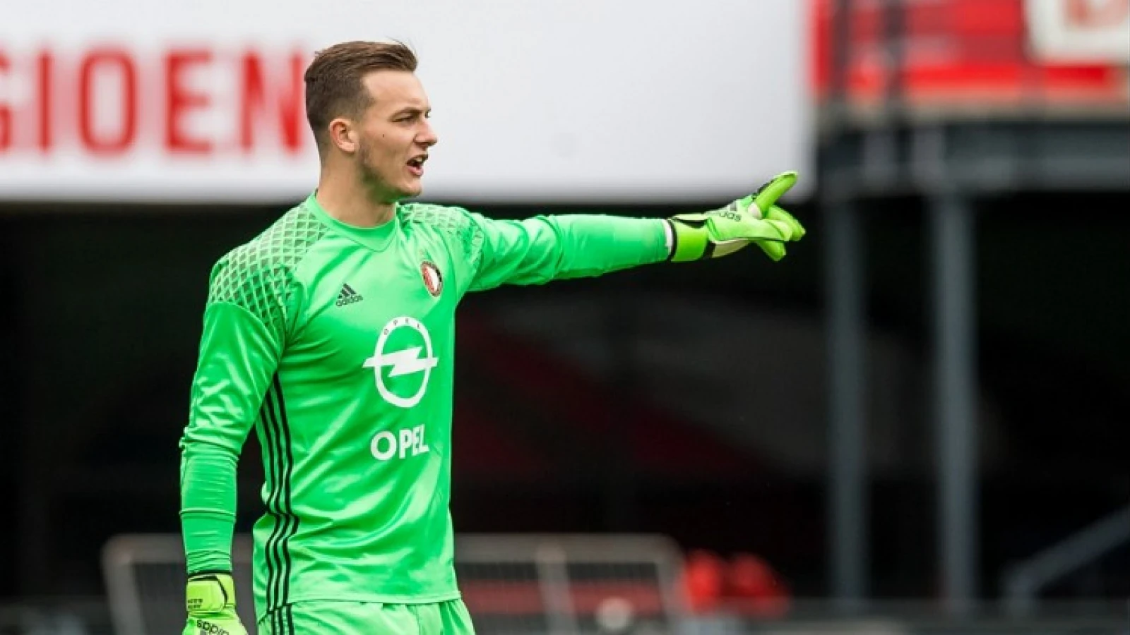 Stekelenburg wil niks weten van cruciale fout: 'Maar het zijn net een paar momenten die beslissend zijn.' 