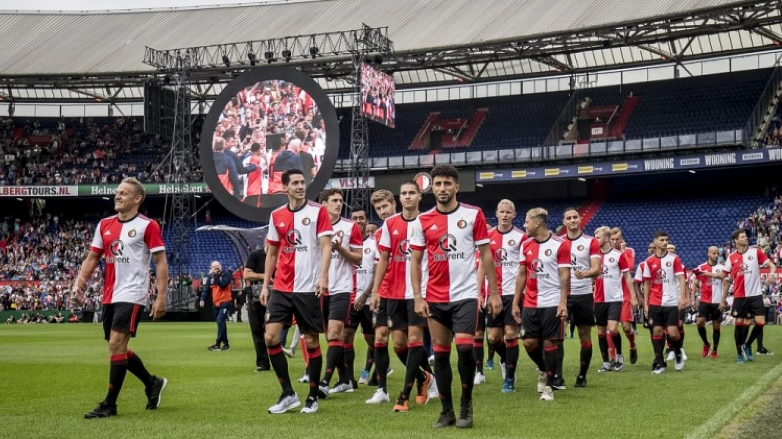 'Feyenoord redelijk compleet in Oostenrijk, maar nog geen spoor van Van Persie'