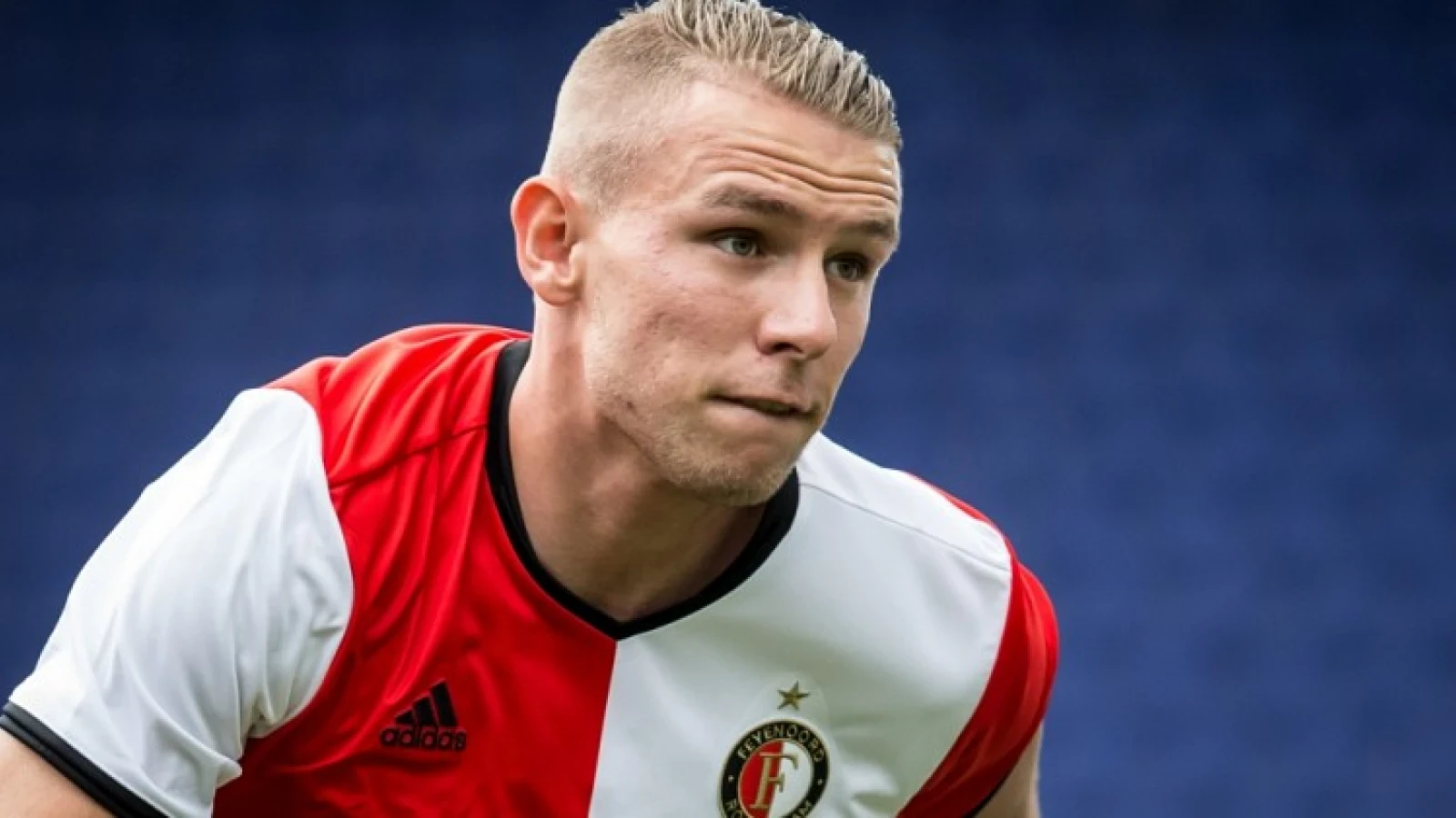 VIDEO | Van Beek weer aan het trainen met de bal aan zijn voet