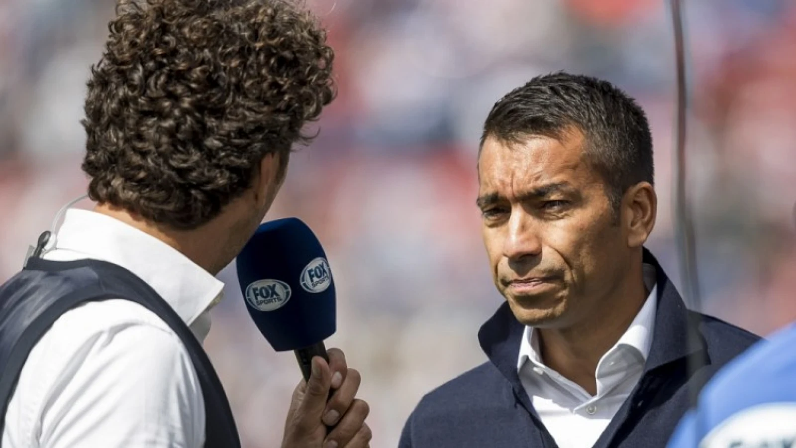 Van Bronckhorst bevestigt transfer van Sam Larsson