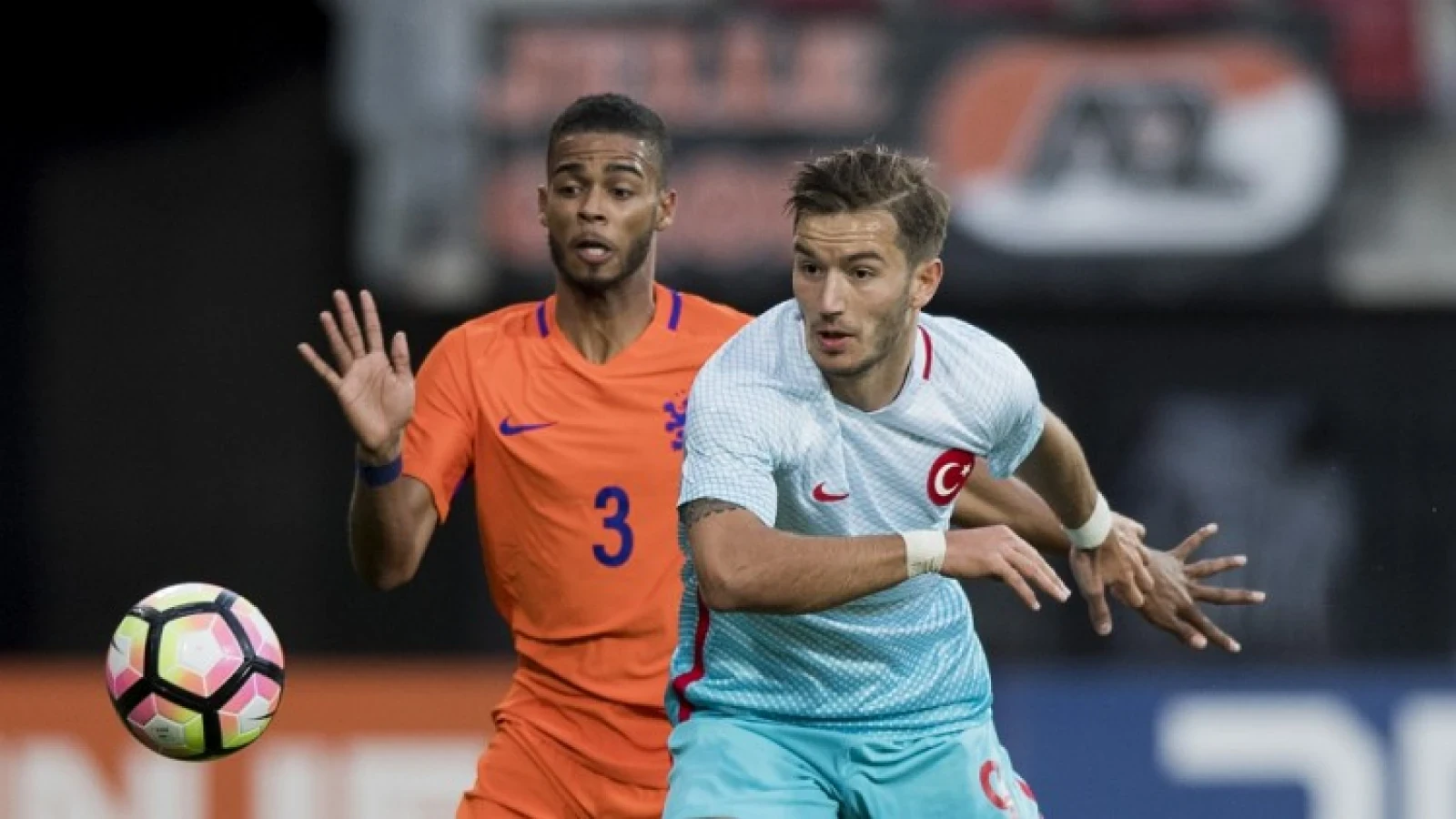 Bittere nederlaag voor St. Juste en Diks bij Jong Oranje