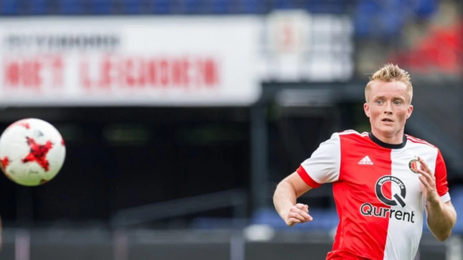 Larsson debuteert in Feyenoord 1 met een opmerkelijke statistiek