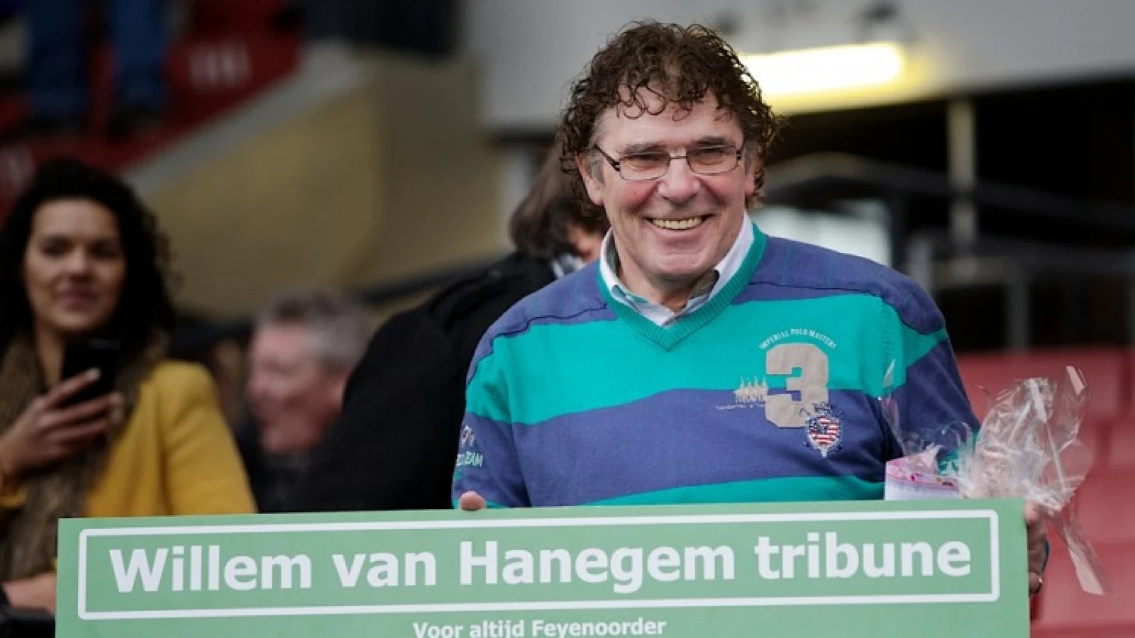 Van Hanegem snapt niks van beleid: 'Als hij bij Ajax, PSV of Vitesse had gespeeld'