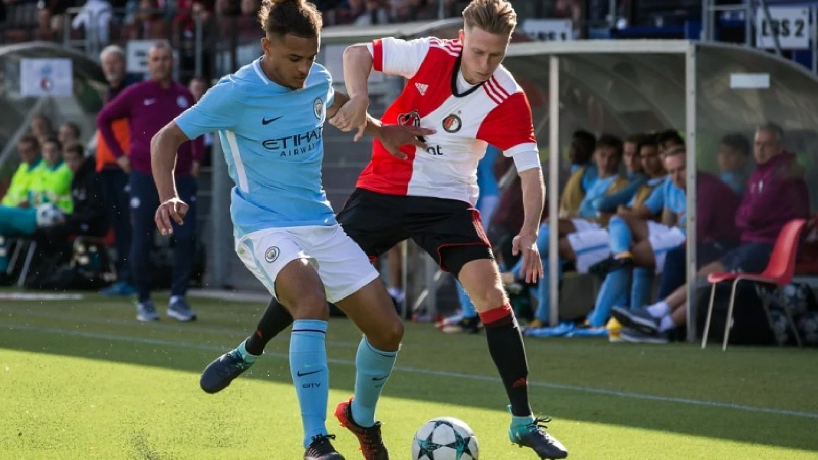 LIVE | Feyenoord O19 - Shakhtar Donetsk O19 (4-0) | Afgelopen Feyenoord zegeviert