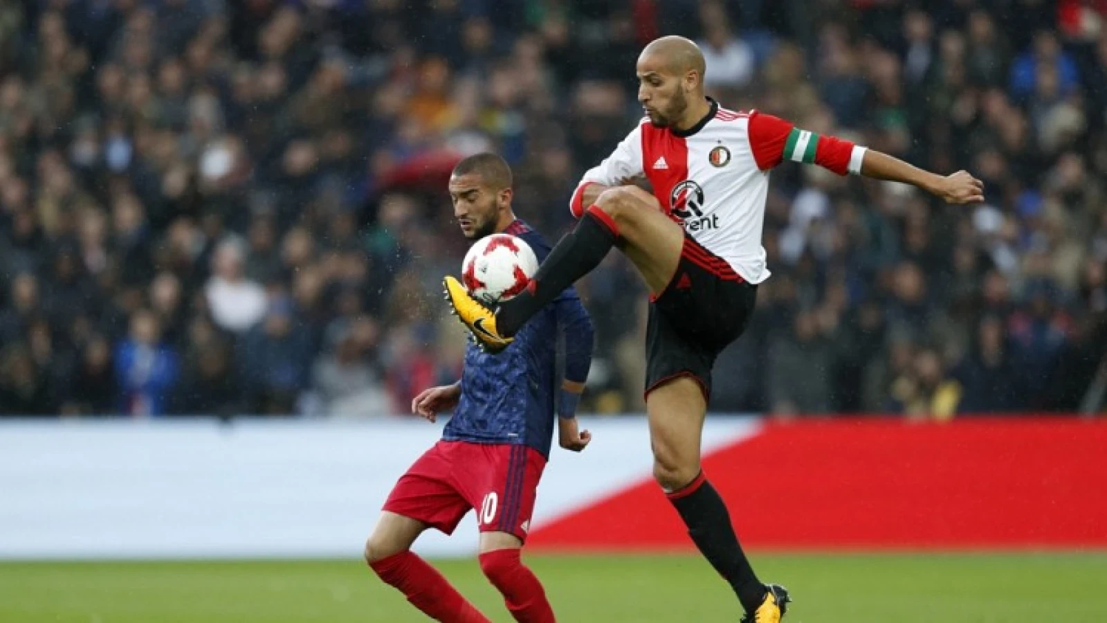 El Ahmadi hard voor Feyenoord: 'We mogen ons zeker schamen'