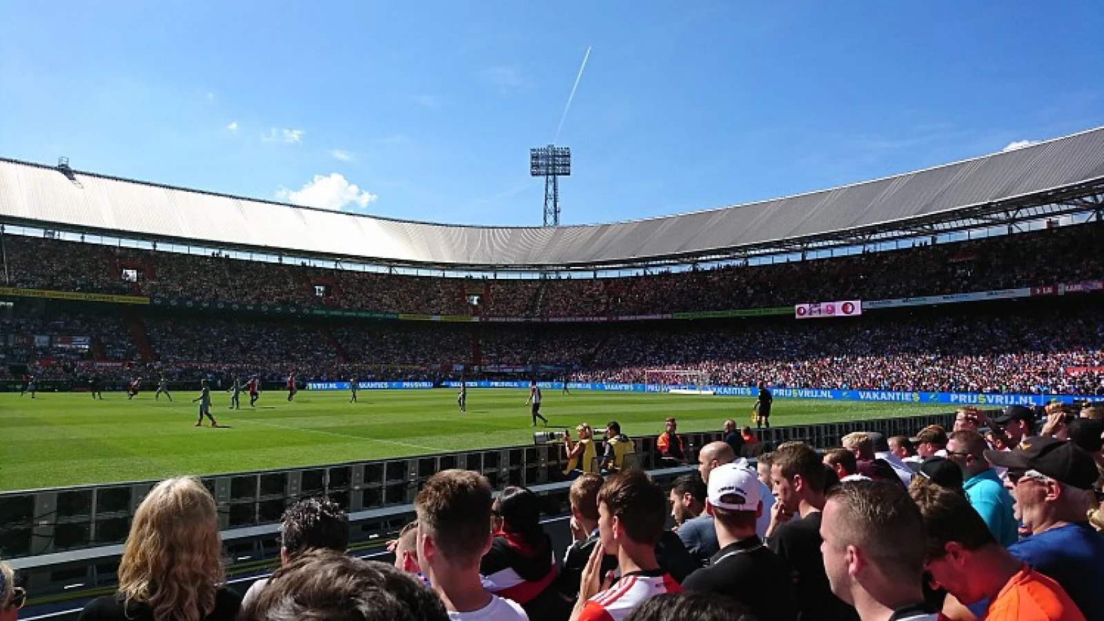 Feyenoord komt met eigen brandblusser