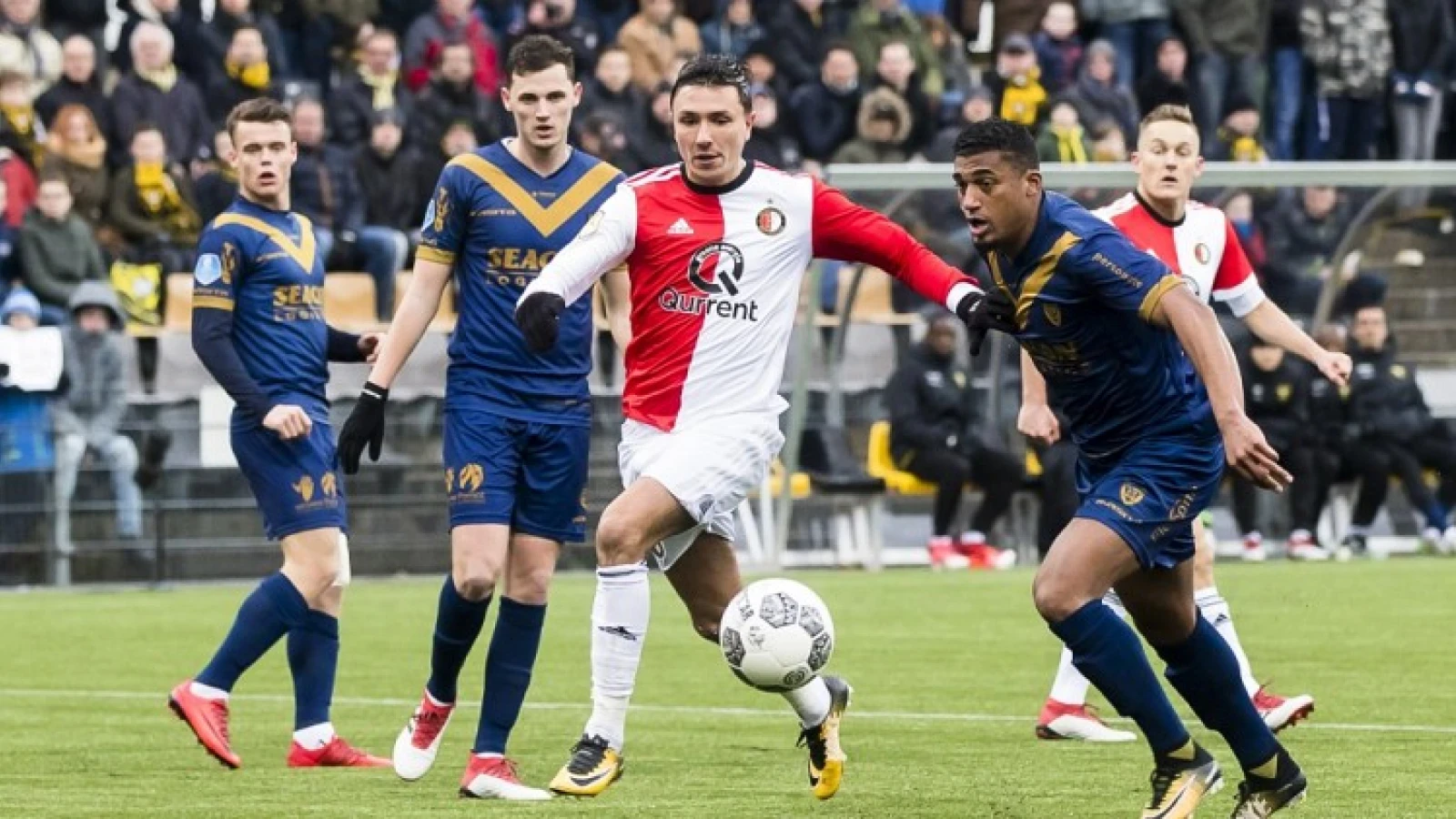 STAND | Feyenoord verliest, maar zakt niet op ranglijst