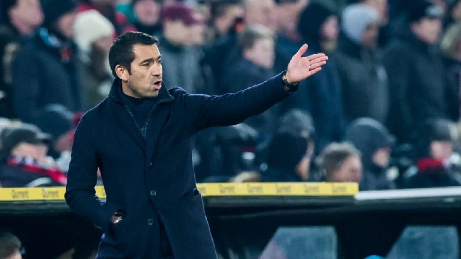 Van Bronckhorst: 'Dan hoop je dat hij belangrijk kan zijn'