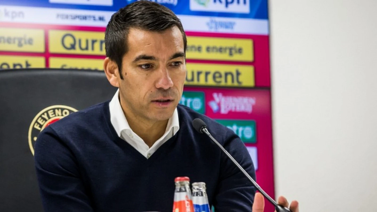 Van Bronckhorst geeft meer duidelijkheid over meespelen Berghuis en Van Beek